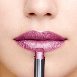 Destaques do catálogo Oriflame 4/2022 5 Batom Oriflame THE ONE Power Shine HD