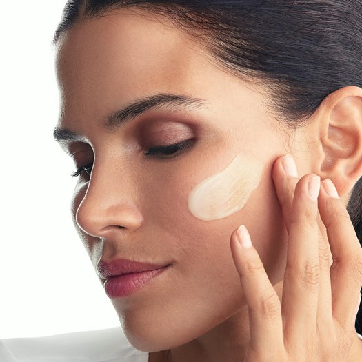 Conhece o segredo para dar um boost à tua pele! 2 serum novage origanha