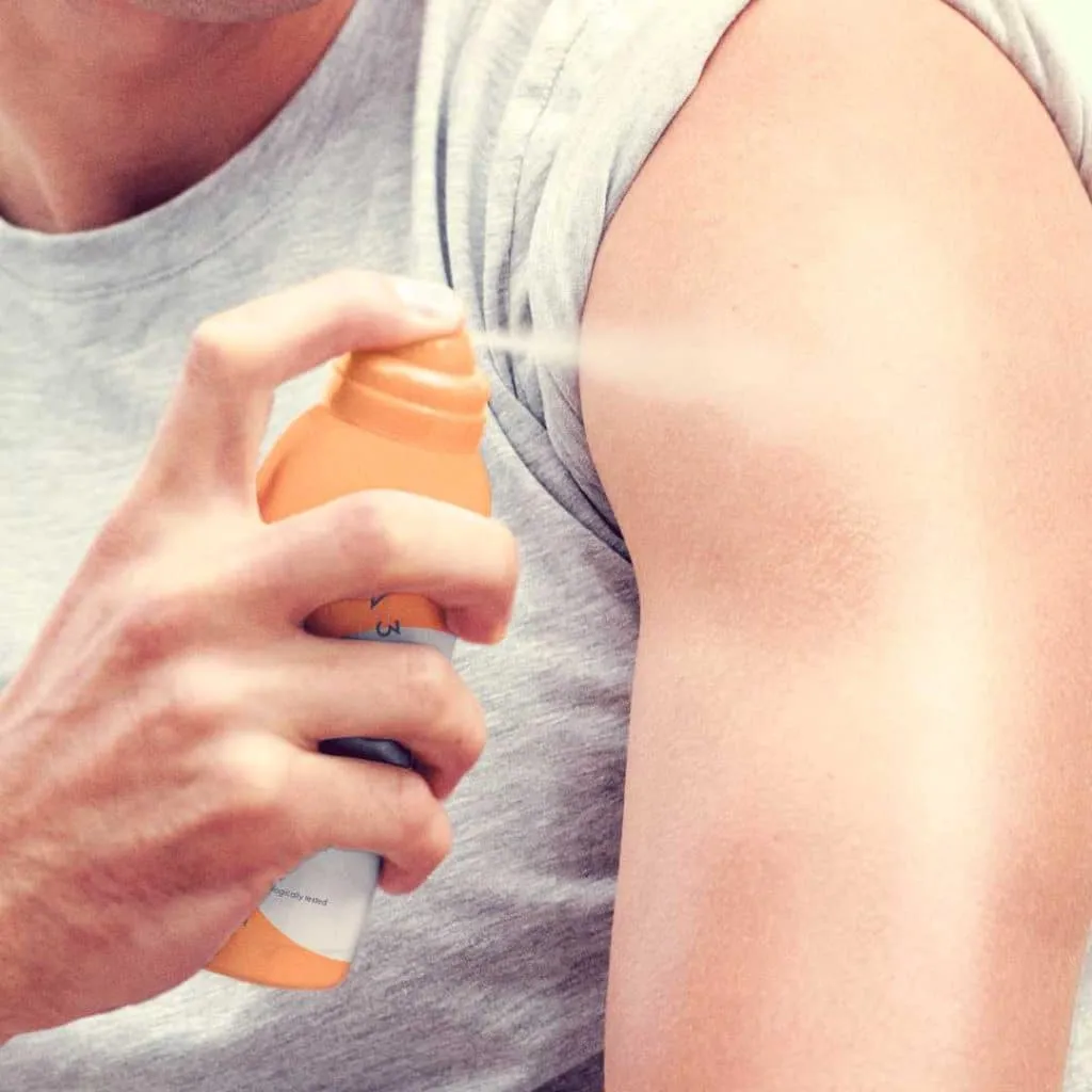 Linha Proteção Solar da Oriflame: SUN 360 4 Bruma Seca com FPS 50 para Corpo + Rosto Sun 360